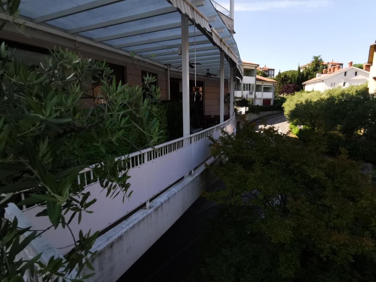Апартаменти Portofino App Ізола Екстер'єр фото